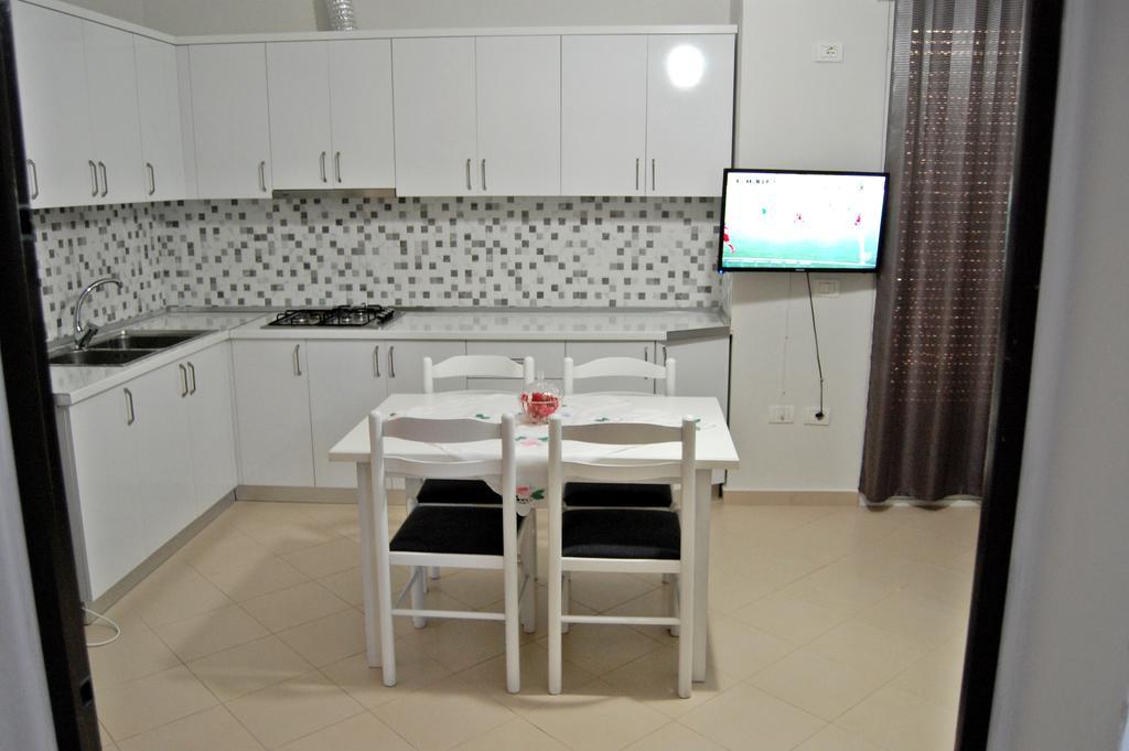 Beach Apartments Era Orikum Ngoại thất bức ảnh